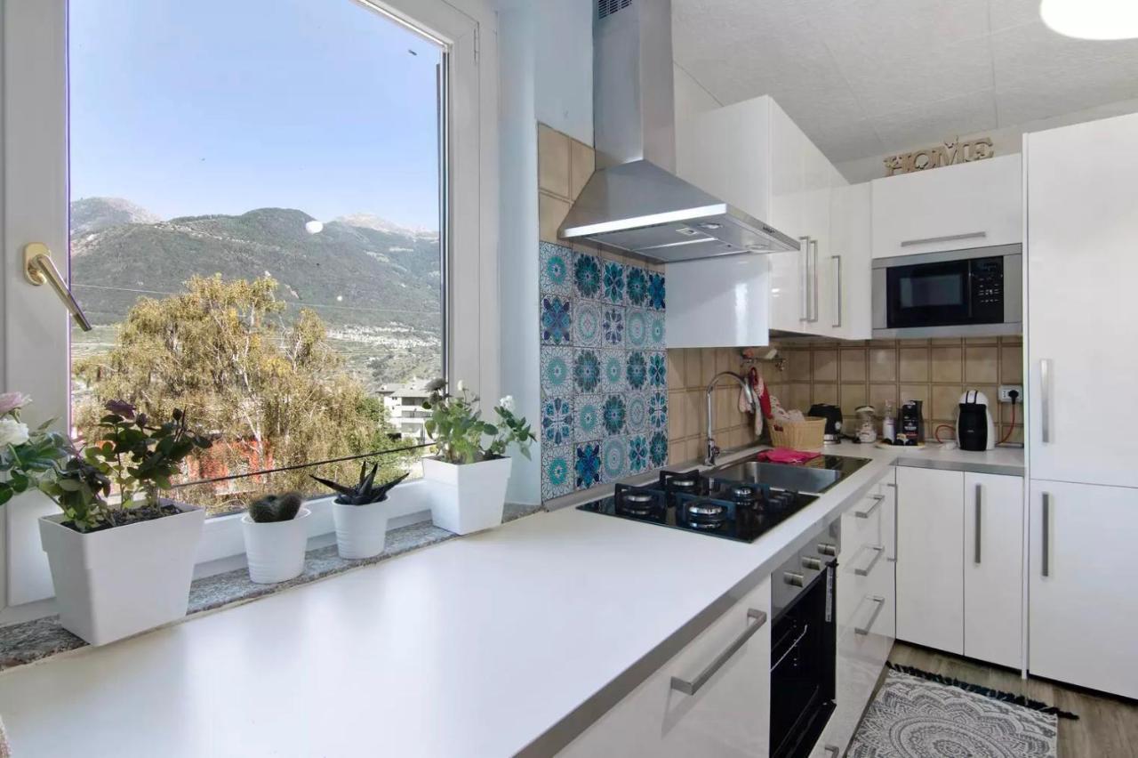 Mary House @ Apartment Sondrio Luaran gambar