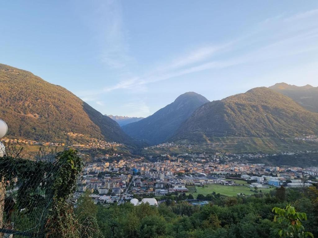 Mary House @ Apartment Sondrio Luaran gambar