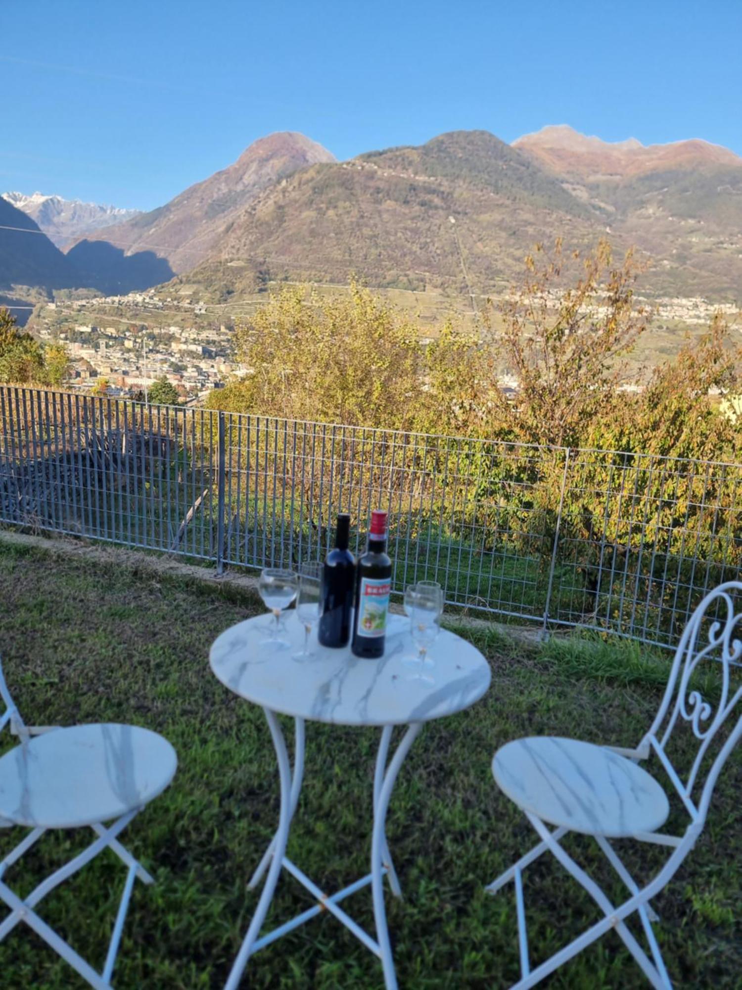 Mary House @ Apartment Sondrio Luaran gambar